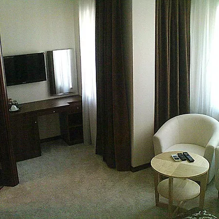 Marmara Old 2*