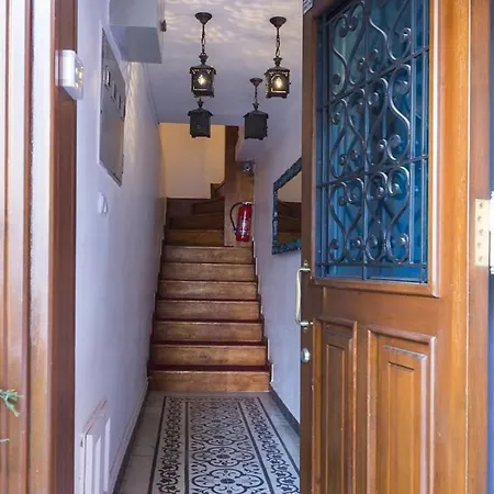 Marmara Old לינה וארוחת בוקר 2*