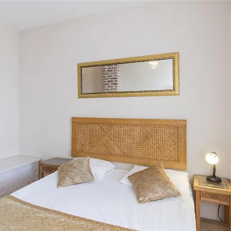 Bed & Breakfast Marmara Old