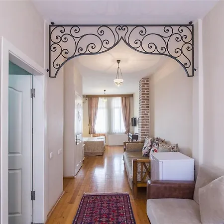 Marmara Old Bed & Breakfast 2*
