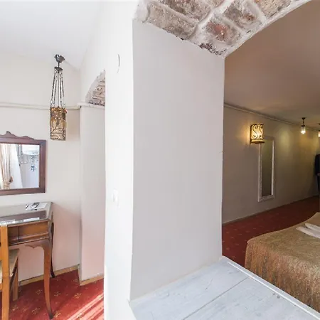 Bed & Breakfast Marmara Old 2*